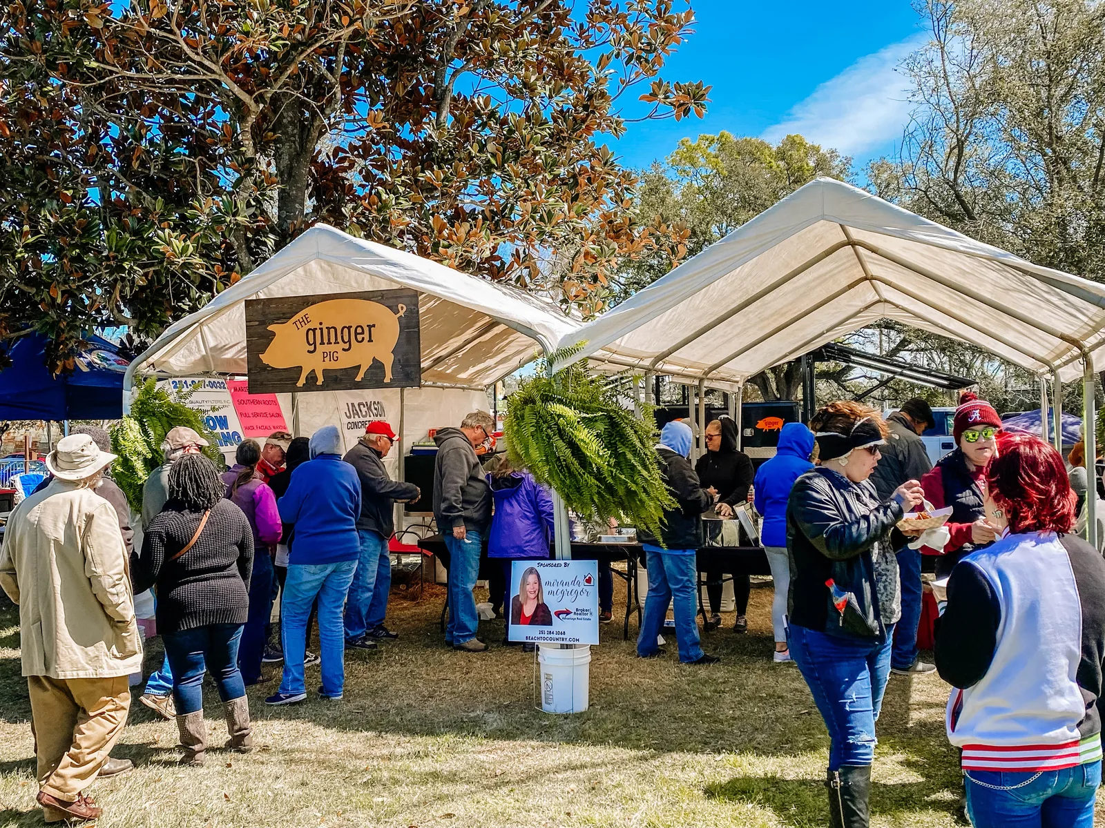 BBQ & Blues Cook-Off in Foley , AL - festival atmosphere (photo 1 of 4)