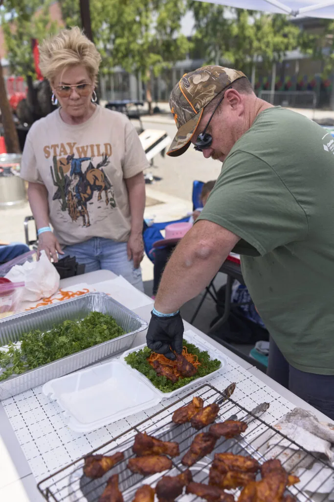 Big Kahuna Wing Festival in Knoxville, TN - festival atmosphere (photo 1 of 4)