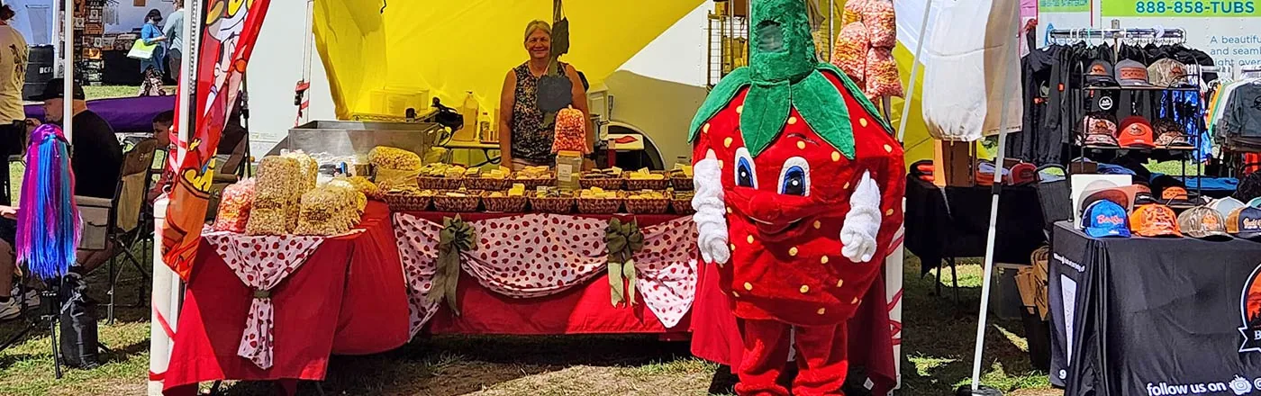 Bradford County Strawberry Festival in Starke , FL - scenes from the festival weekend (photo 3 of 4)