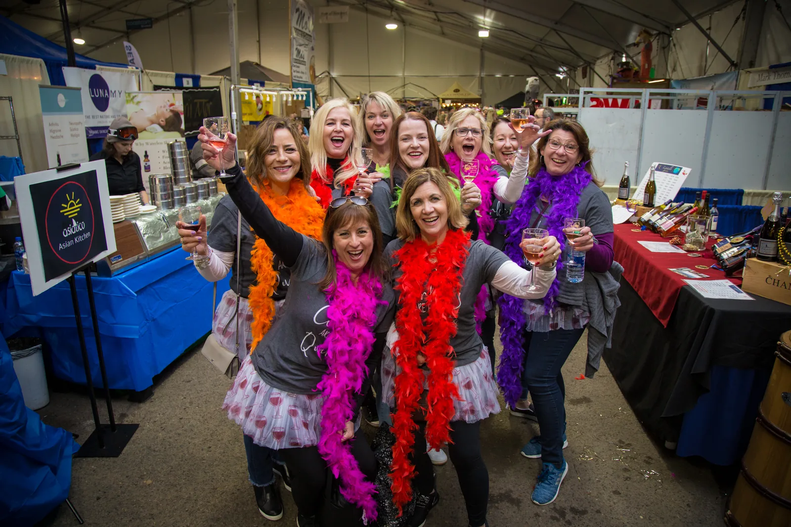 Newport Seafood & Wine Festival in Newport , OR - food and drink stalls and crowds (photo 2 of 4)