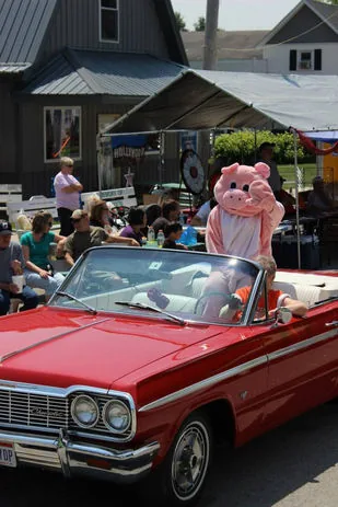 Pork Rind Heritage Festival in Harrod , OH - scenes from the festival weekend (photo 3 of 4)