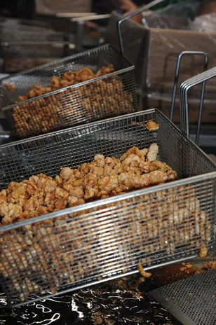 Pork Rind Heritage Festival in Harrod , OH - sights around the festival grounds (photo 4 of 4)