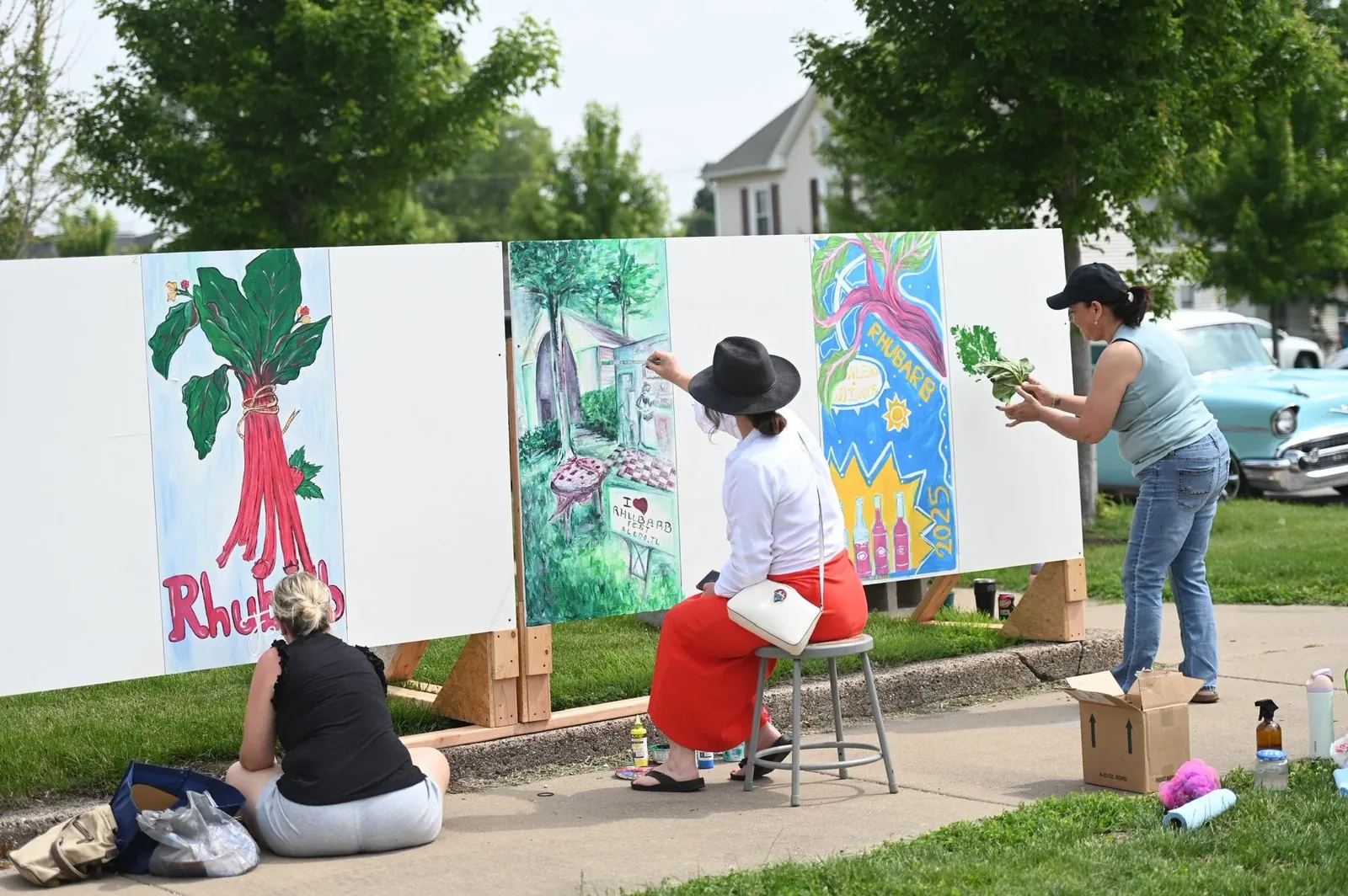 Rhubarb Fest in Aledo , IL - sights around the festival grounds (photo 4 of 4)