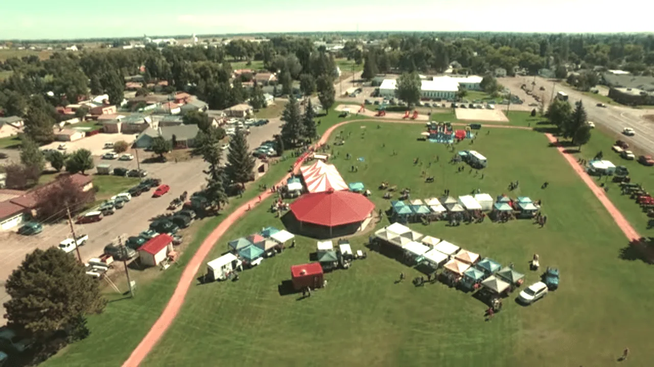 San Luis Valley Potato Festival in Vista, CO - food and drink stalls and crowds (photo 2 of 2)