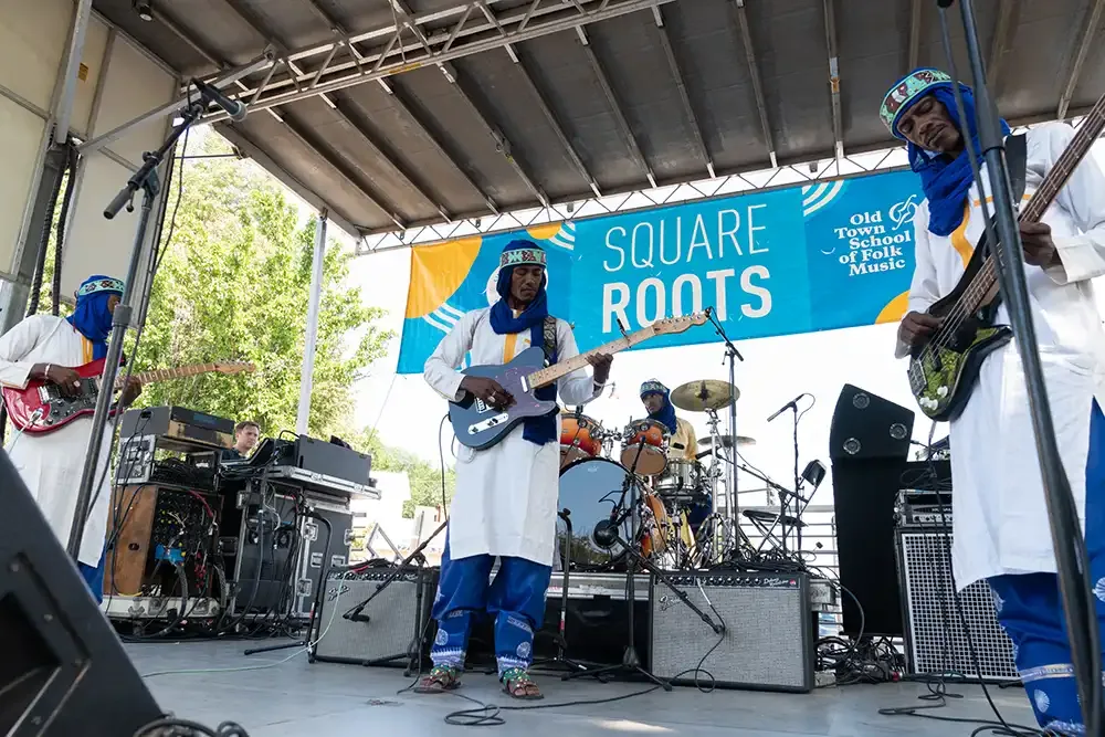 Square Roots Music, Craft Brew & Local Food Festival in Chicago , IL - food and drink stalls and crowds (photo 2 of 4)