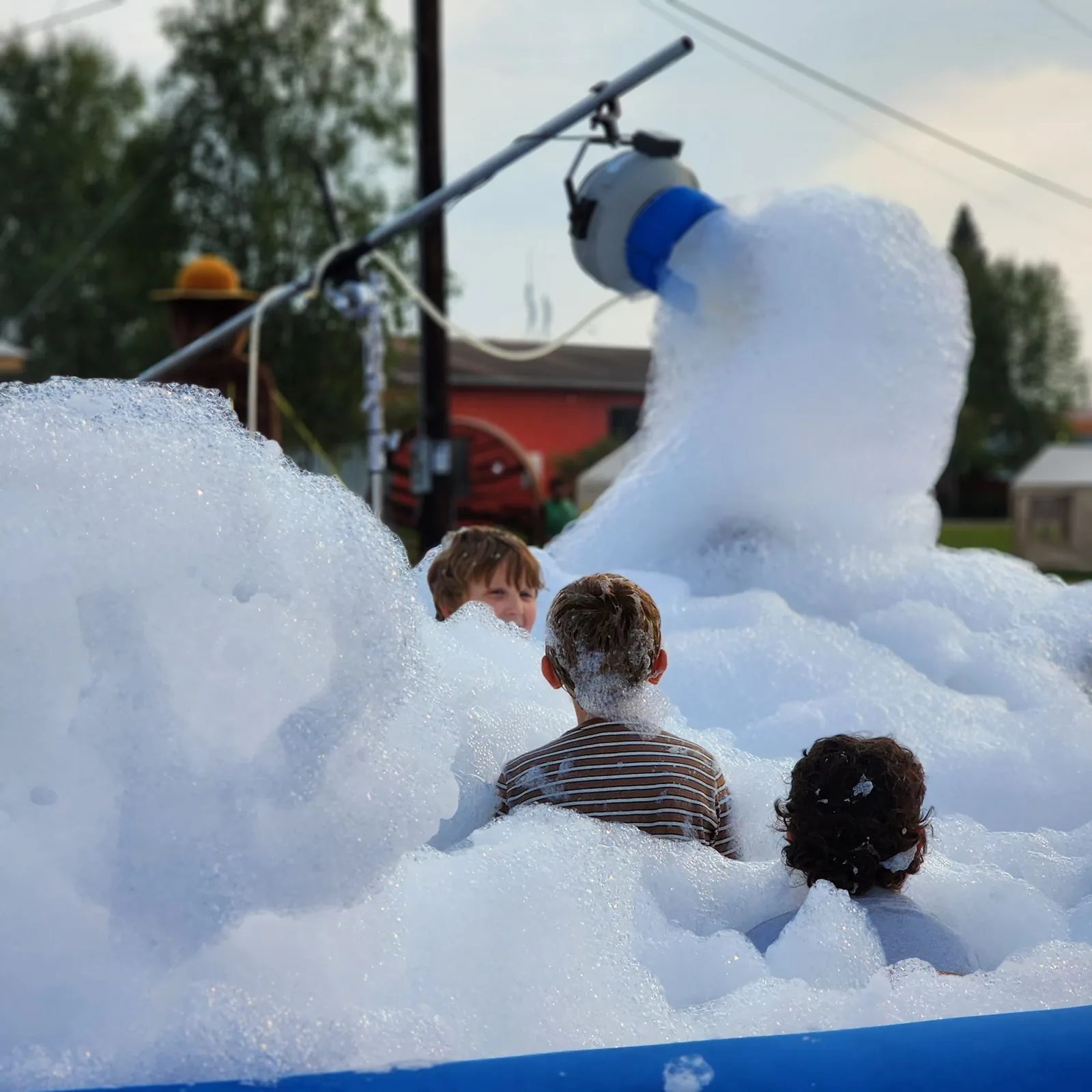 Tanana Valley State Fair in Fairbanks, AK - scenes from the festival weekend (photo 3 of 4)