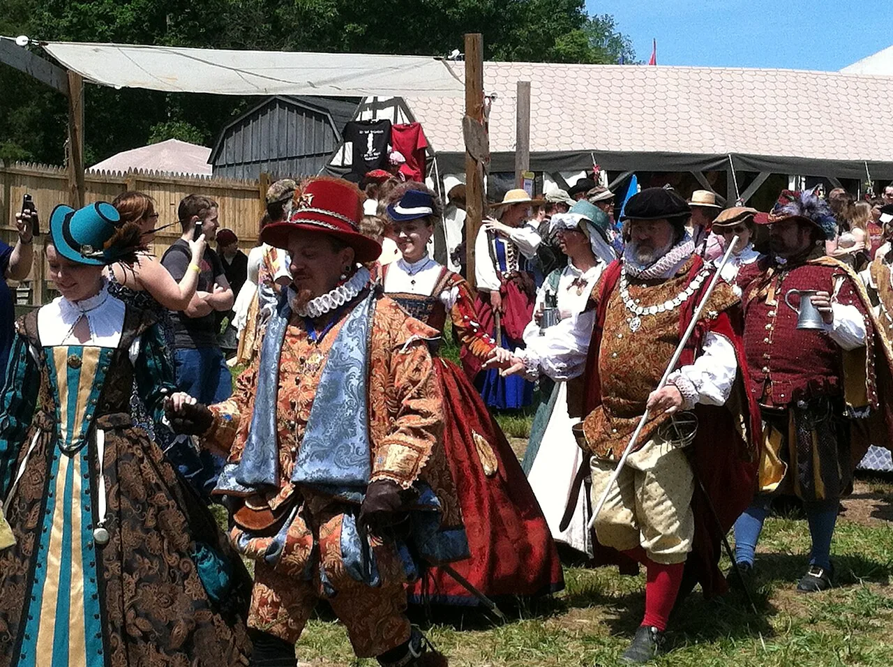 Virginia Renaissance Faire in Spotsylvania, VA - costumed crowds and stalls (photo 2 of 6)