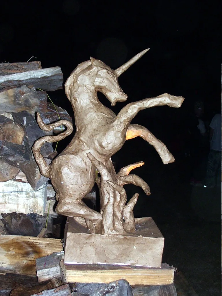Adornment at Playa del Fuego (Mid-Atlantic burn)