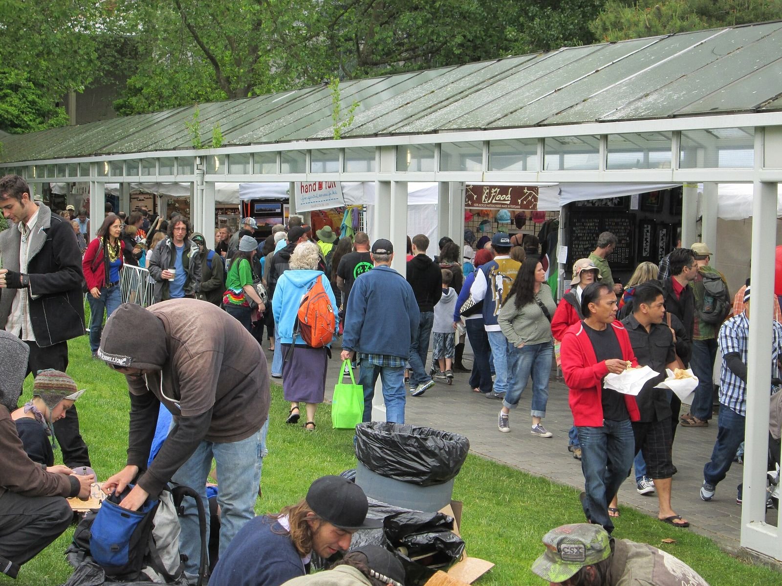 Northwest Folklife Festival crowd in Seattle (2014)