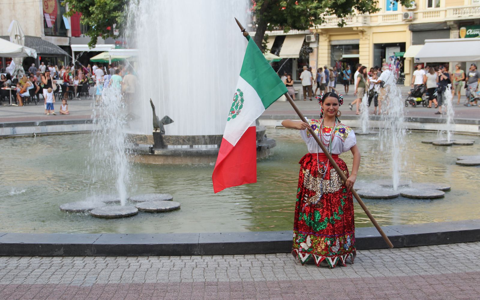 La Fiesta del Pueblo, official poster and event artwork