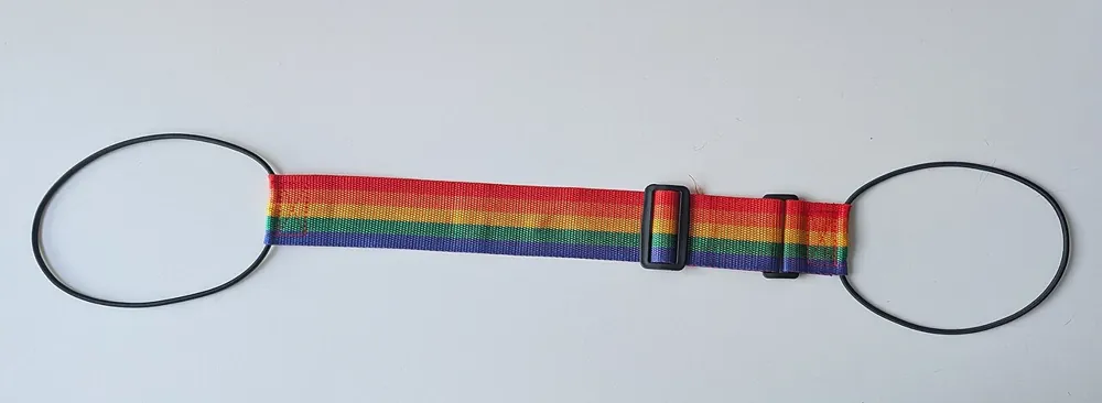 Adjustable rainbow yoga mat carrying strap